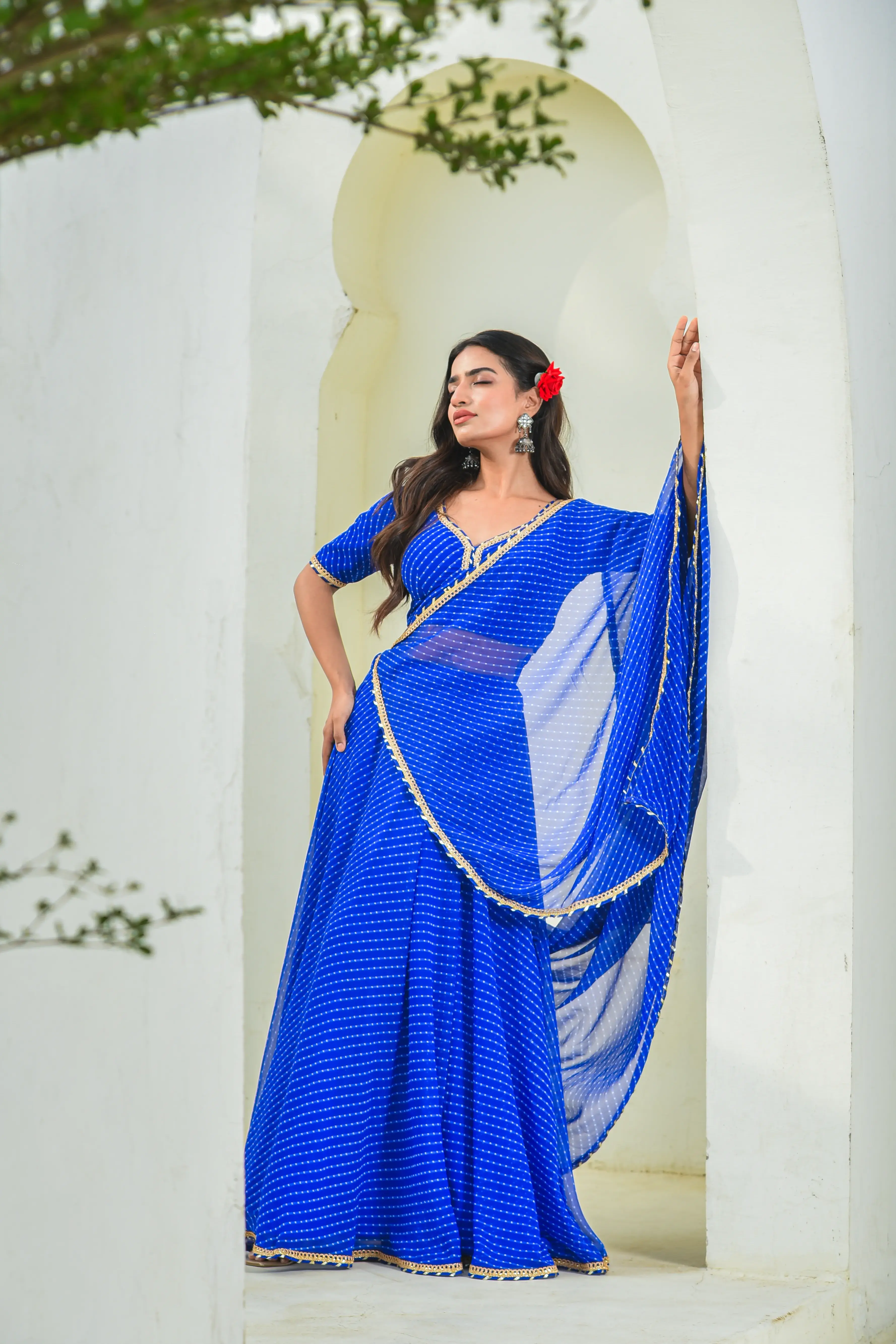 BLUEMOTHADA_LEHENGA_UMBRELLA_2